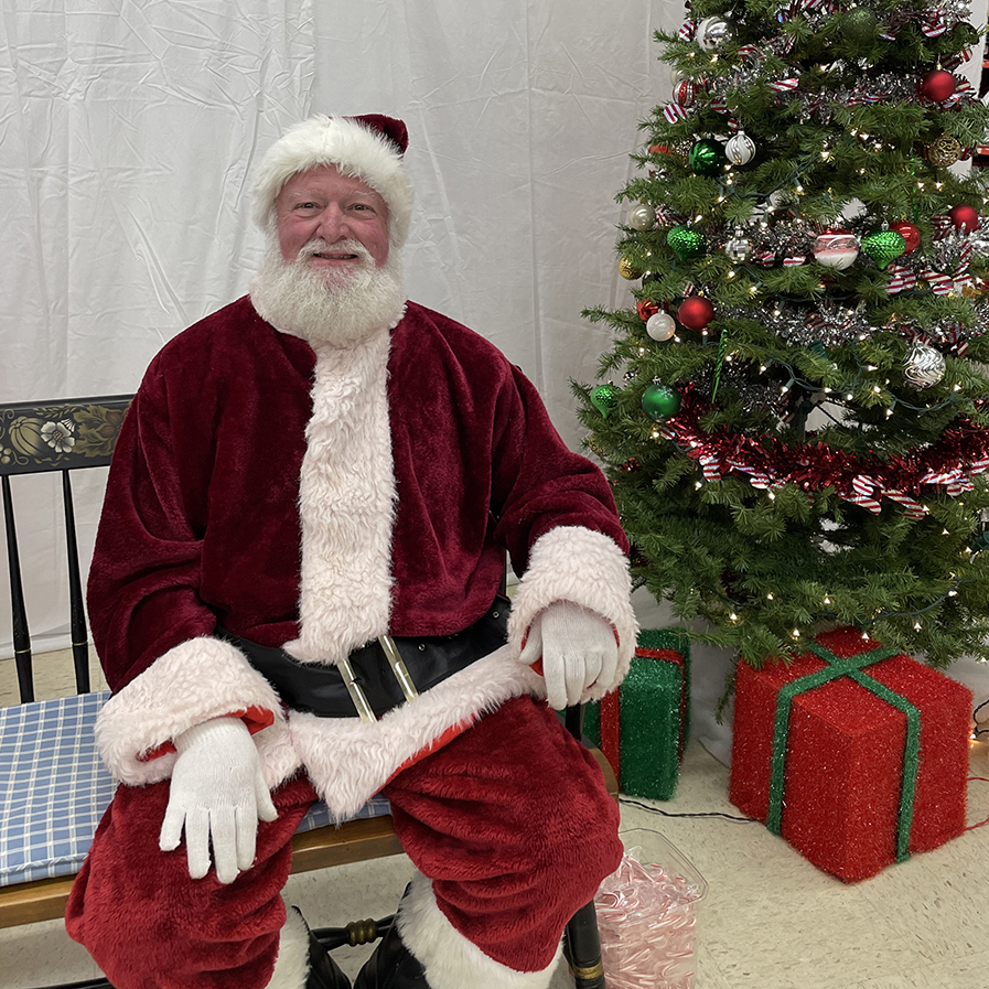 Visit Santa at the Canaan Hardware Store